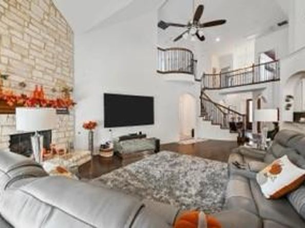 416  Shadow Creek Drive , DeSoto Texas 75115