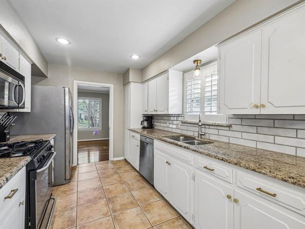 10507  Royalwood Drive , Dallas Texas 75238