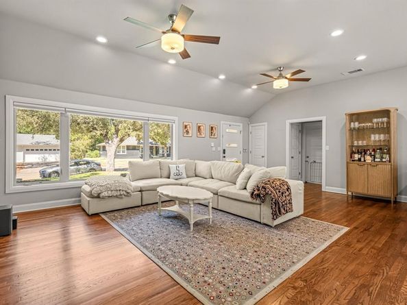 4017  Piedmont Road , Fort Worth Texas 76116