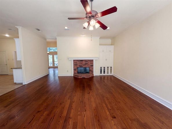 2836 S Lakeview Drive , Cedar Hill Texas 75104