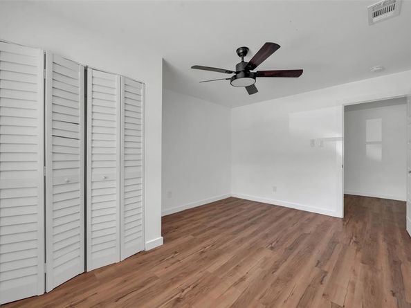 2523  Klondike Drive , Dallas Texas 75228