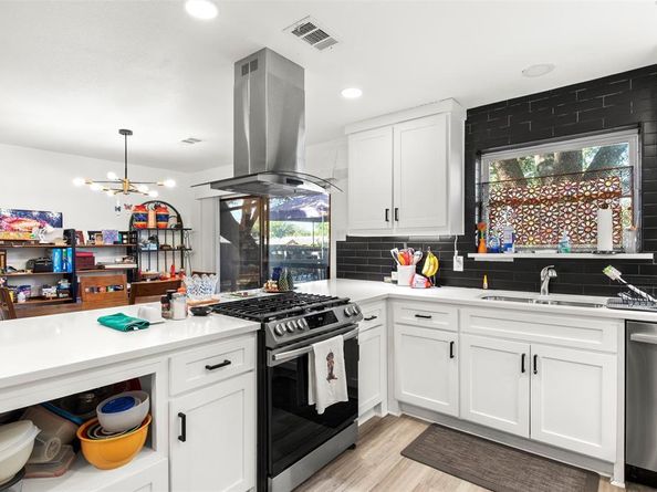 307  Dogwood Drive , Richardson Texas 75080