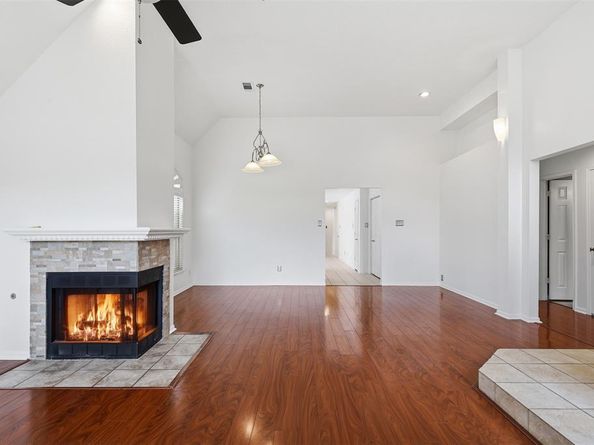 313  Pecos Trail , Irving Texas 75063
