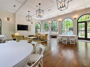 2828  Hood Street  1008, Dallas Texas 75219
