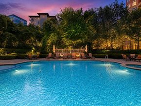 2828  Hood Street  1008, Dallas Texas 75219