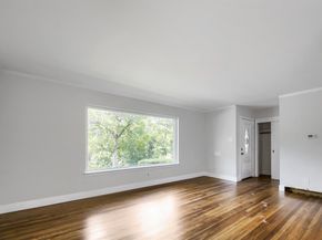 11016  Lippitt Avenue , Dallas Texas 75218