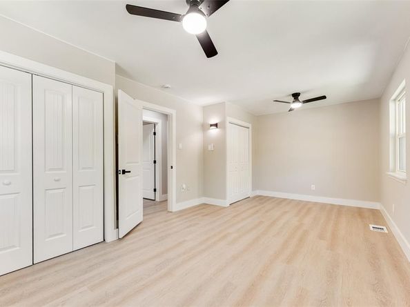206  Senter Valley Road , Irving Texas 75060
