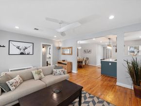2624  Willing Avenue , Fort Worth Texas 76110
