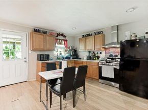 414  Pilant Street , Arlington Texas 76010