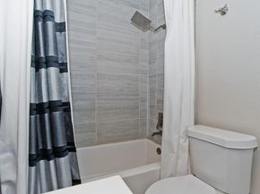 1810  Shaw Street , Dallas Texas 75212