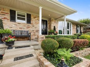 9124  Vinewood Drive , Dallas Texas 75228