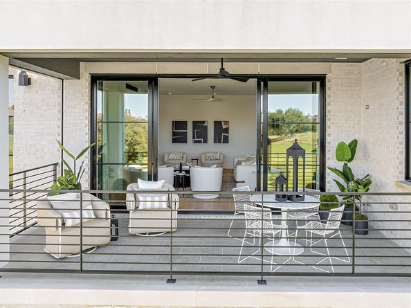 340  O Connor Ridge Boulevard  23, Irving Texas 75038