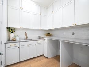 340  O Connor Ridge Boulevard  23, Irving Texas 75038