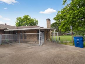 1811  Reynoldston Lane , Dallas Texas 75232