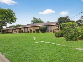 1811  Reynoldston Lane , Dallas Texas 75232