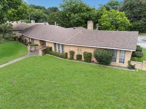 1811  Reynoldston Lane , Dallas Texas 75232