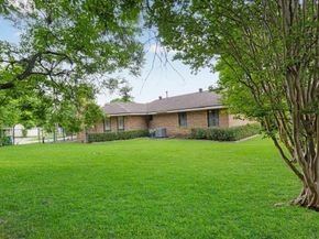 1811  Reynoldston Lane , Dallas Texas 75232