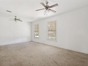 3013  Emmett Street , Dallas Texas 75211