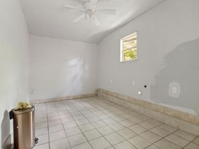 3013  Emmett Street , Dallas Texas 75211