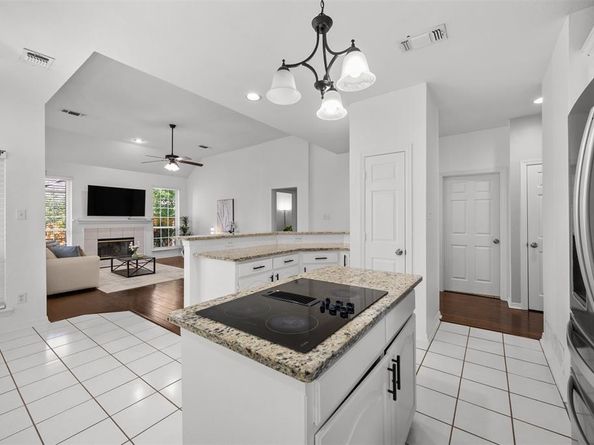 9446  Abbey Road , Irving Texas 75063