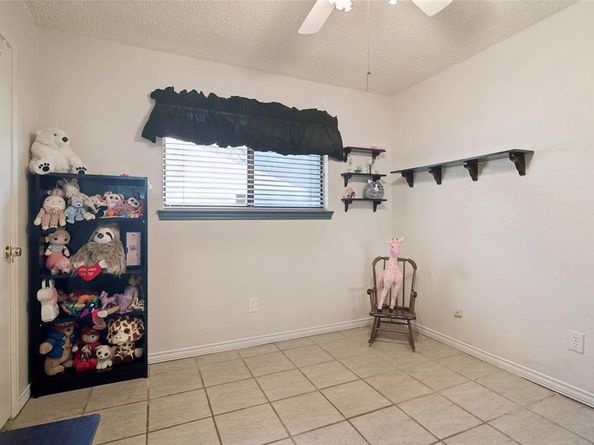 5110  Vera Cruz Drive , Garland Texas 75043