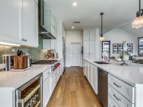 5270  Town And Country Boulevard  312, Frisco Texas 75034