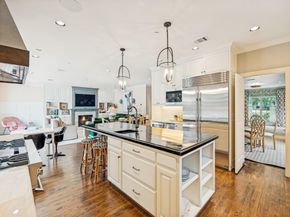 4672 S Versailles Avenue , Highland Park Texas 75209