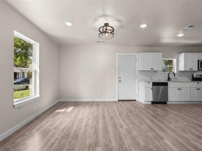 4318  Jamaica Street , Dallas Texas 75210