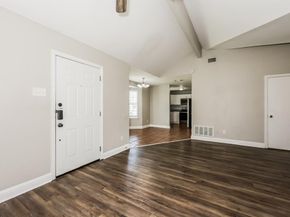 10522  Woodleaf Drive , Dallas Texas 75227