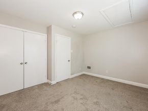 10522  Woodleaf Drive , Dallas Texas 75227