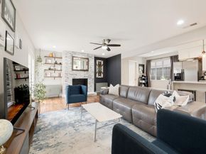 2804  Sharpview Lane , Dallas Texas 75228