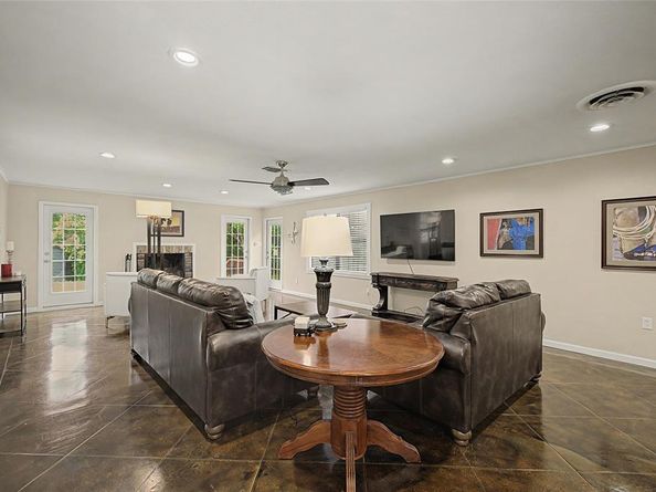 3644 W Seminary Drive , Fort Worth Texas 76109