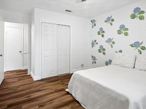 8426  Baumgarten Drive , Dallas Texas 75228