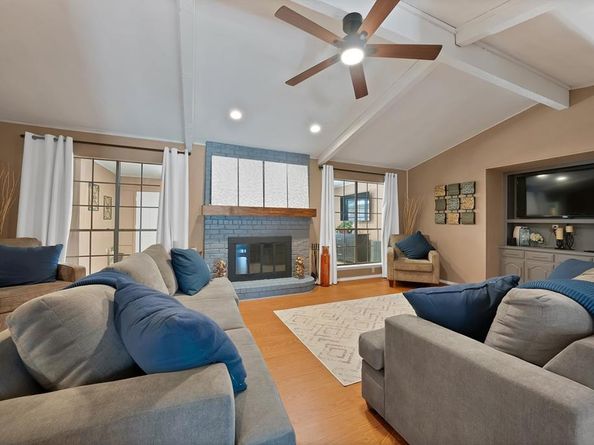 1406  Shadybrook Drive , DeSoto Texas 75115