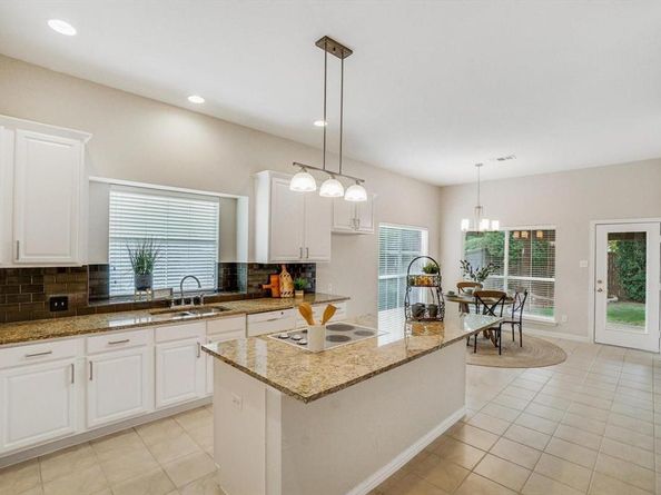 2006  Hayden Lane , Corinth Texas 76210