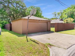 2949  Maydelle Lane , Farmers Branch Texas 75234