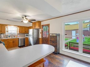 2949  Maydelle Lane , Farmers Branch Texas 75234