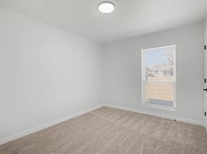 806  Laguna Drive , Garland Texas 75043