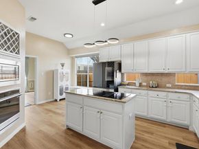 9436  Ponderosa Trail , Irving Texas 75063