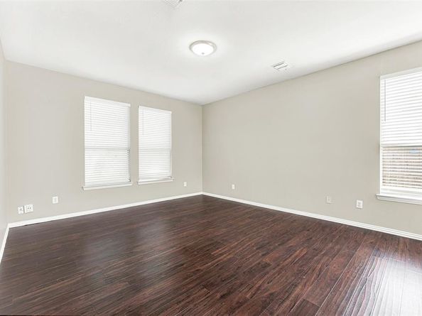 4450  Sharpsburg Drive , Grand Prairie Texas 75052