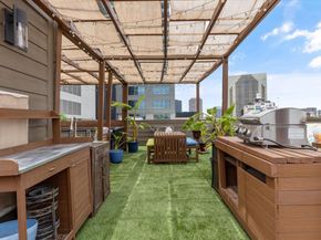 2123  Albany Street , Dallas Texas 75201