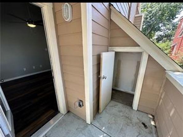 9819  Walnut Street  206, Dallas Texas 75243