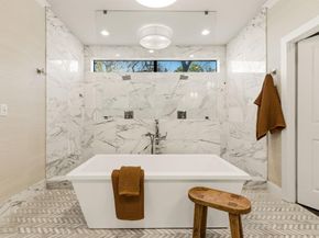 4635 W Amherst Avenue , Dallas Texas 75209