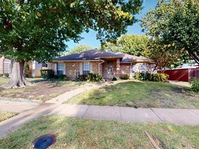 2842  Kingswood Drive , Garland Texas 75040