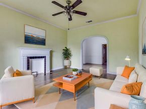 1001  Sunset Avenue , Dallas Texas 75208