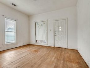 1001  Sunset Avenue , Dallas Texas 75208