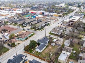 1001  Sunset Avenue , Dallas Texas 75208