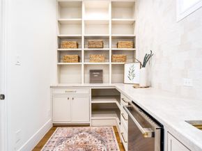 12007  Quincy Lane , Dallas Texas 75230