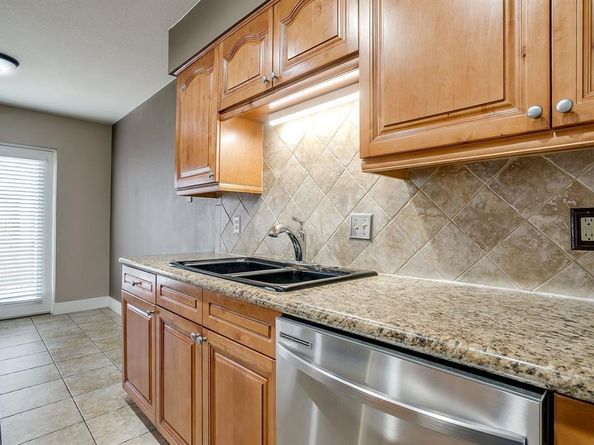 5638  Cedar Creek Drive , Benbrook Texas 76109