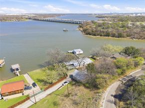 2404  Indian Cove Street , Fort Worth Texas 76108